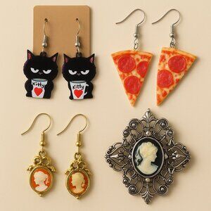 🎉 Vintage & Quirky Jewelry! 🎉